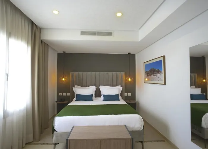 Maia Hotel Suites
