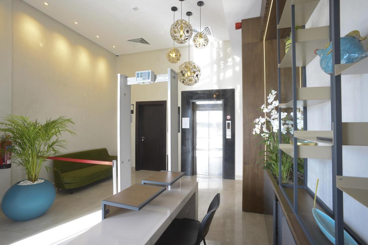 Maia Apartahotel 5*