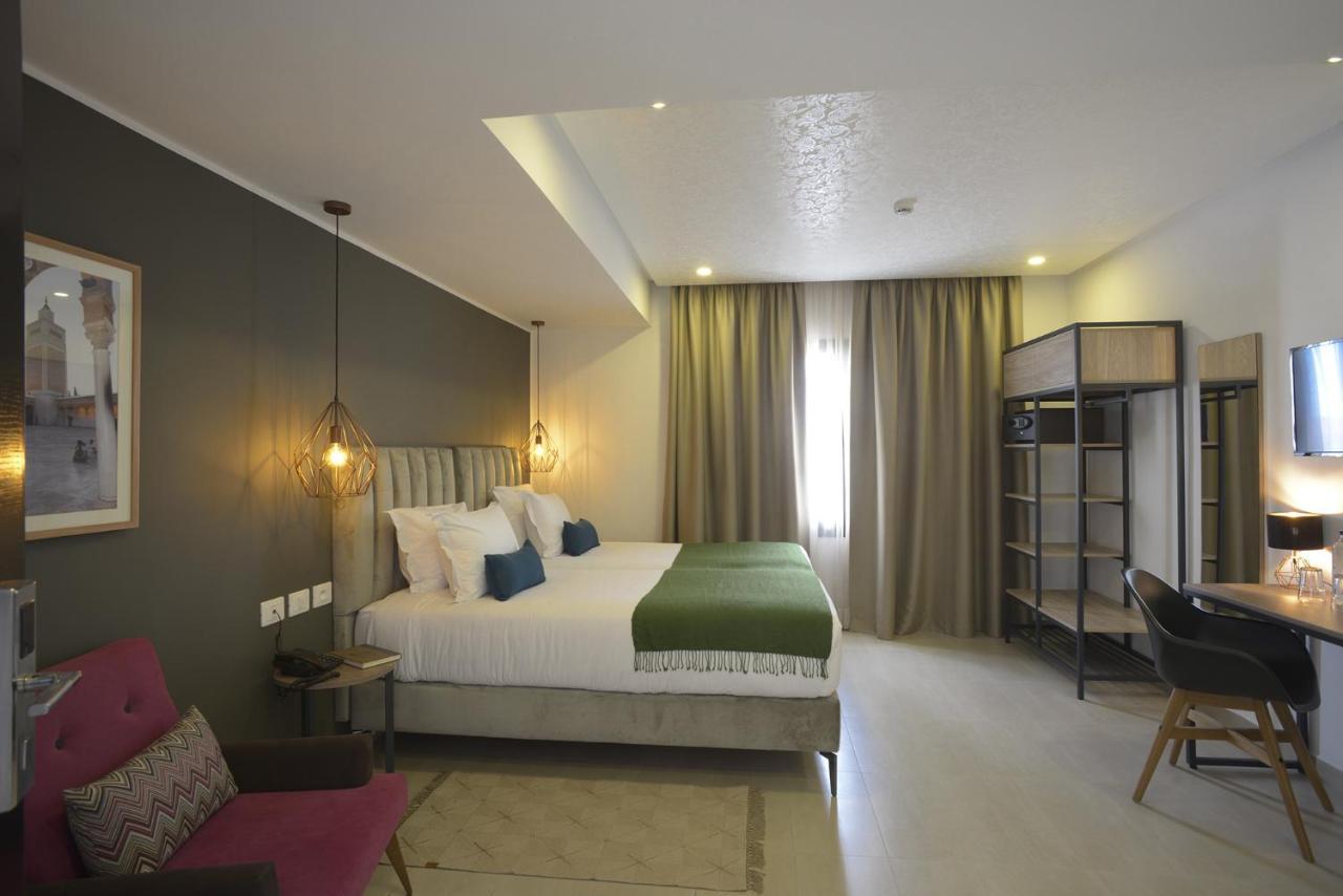 Maia Apartahotel 5*